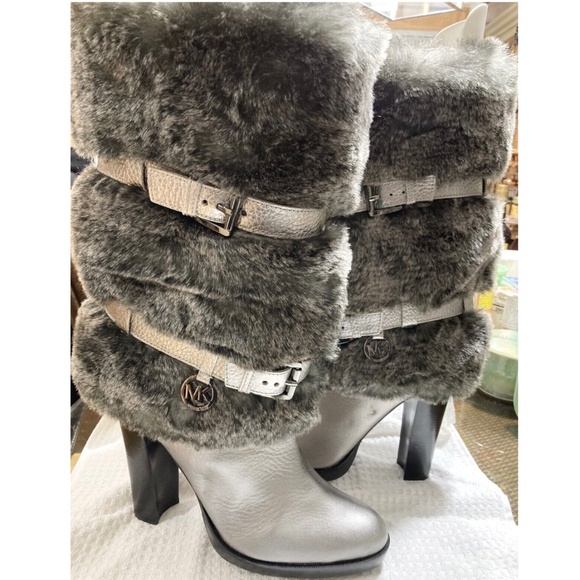 MICHAEL KORS CARLIE METALLIC GUN METAL SLIP ON FAUX FUR LEATHER HIGH HEELS SZ 8 - Picture 15 of 16